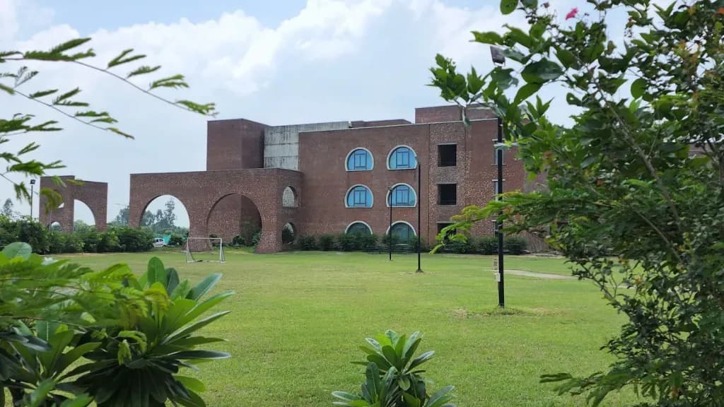 IIM Kashipur launches railway programme for working professionals | Details here